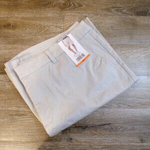 MATTY M Women's NWT Bermuda Chino Shorts Flat Front Beige Size XXL
